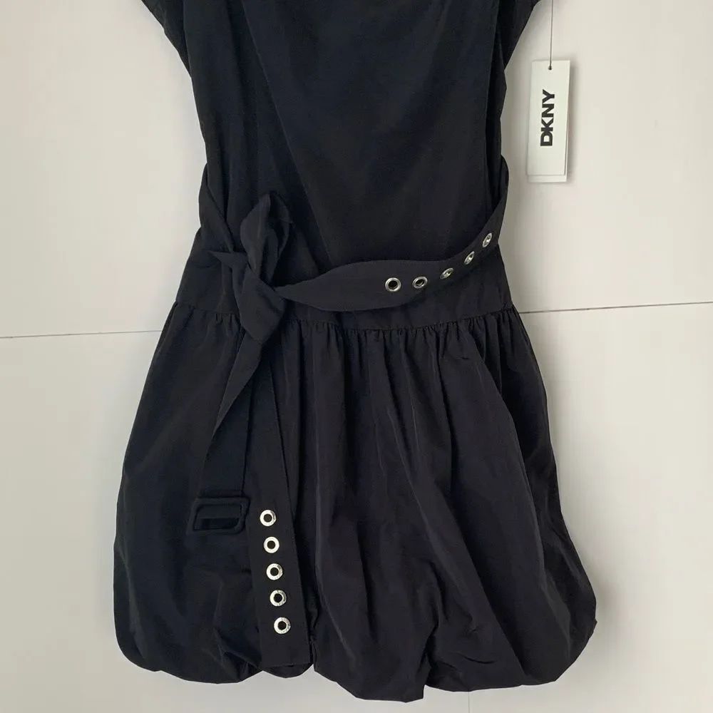 NWT Dkny Black Spaghetti Strap Bubble Hem Mini Dress with Grommet Belt Size 14 - Picture 4 of 12